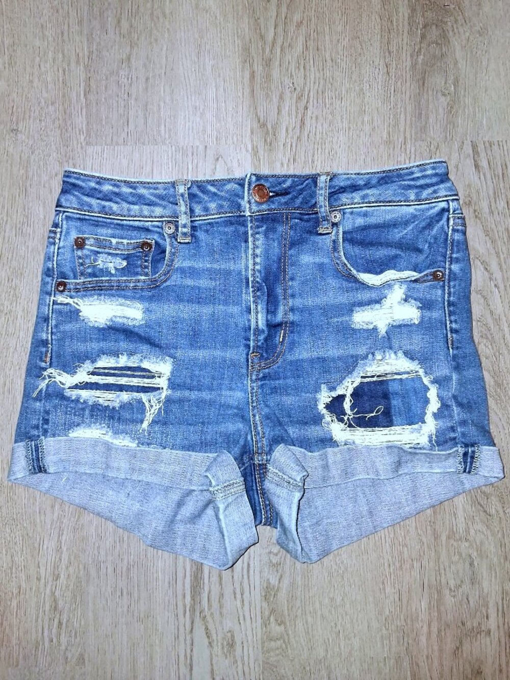 American Eagle Stretch Super Hi-Rise Shortie Shorts Size 4 Distressed Denim